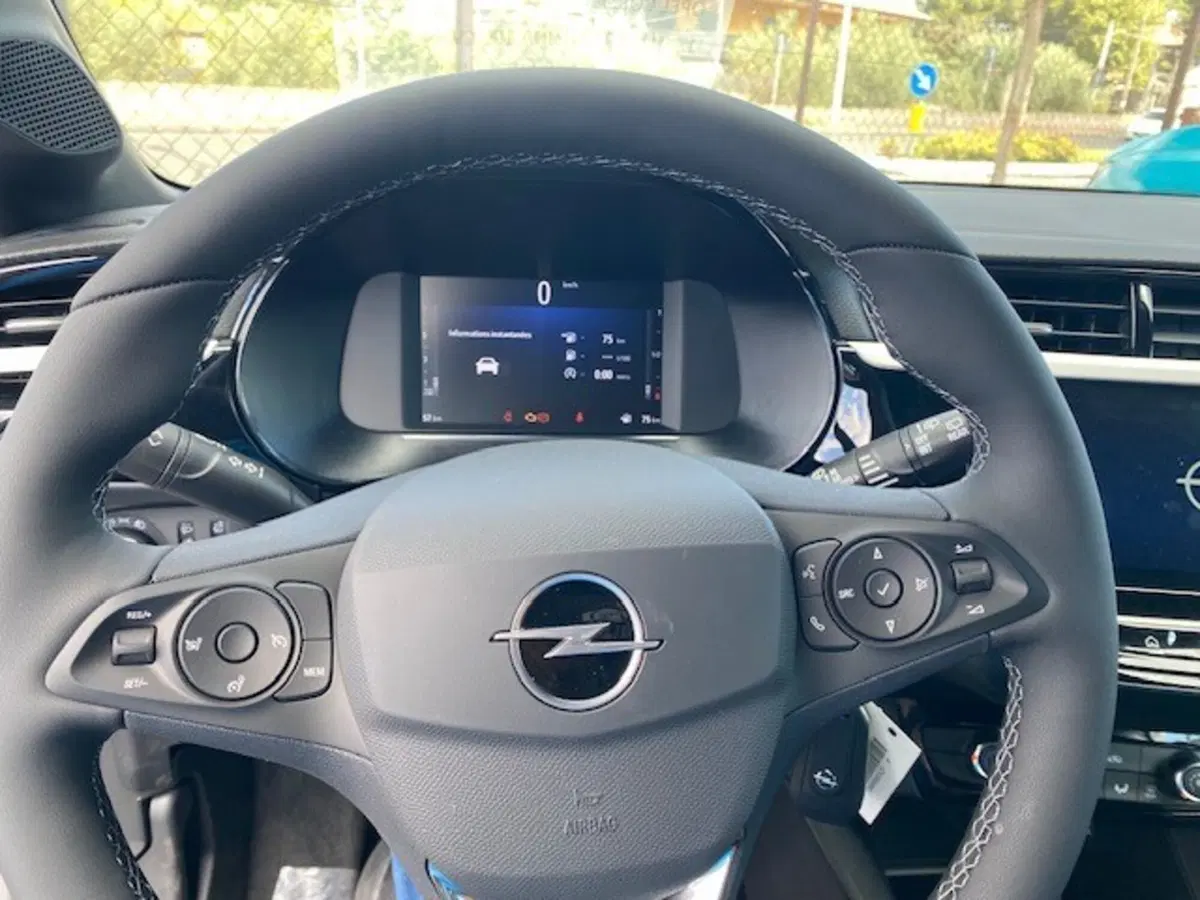 Opel Corsa nuova a Catania (11)