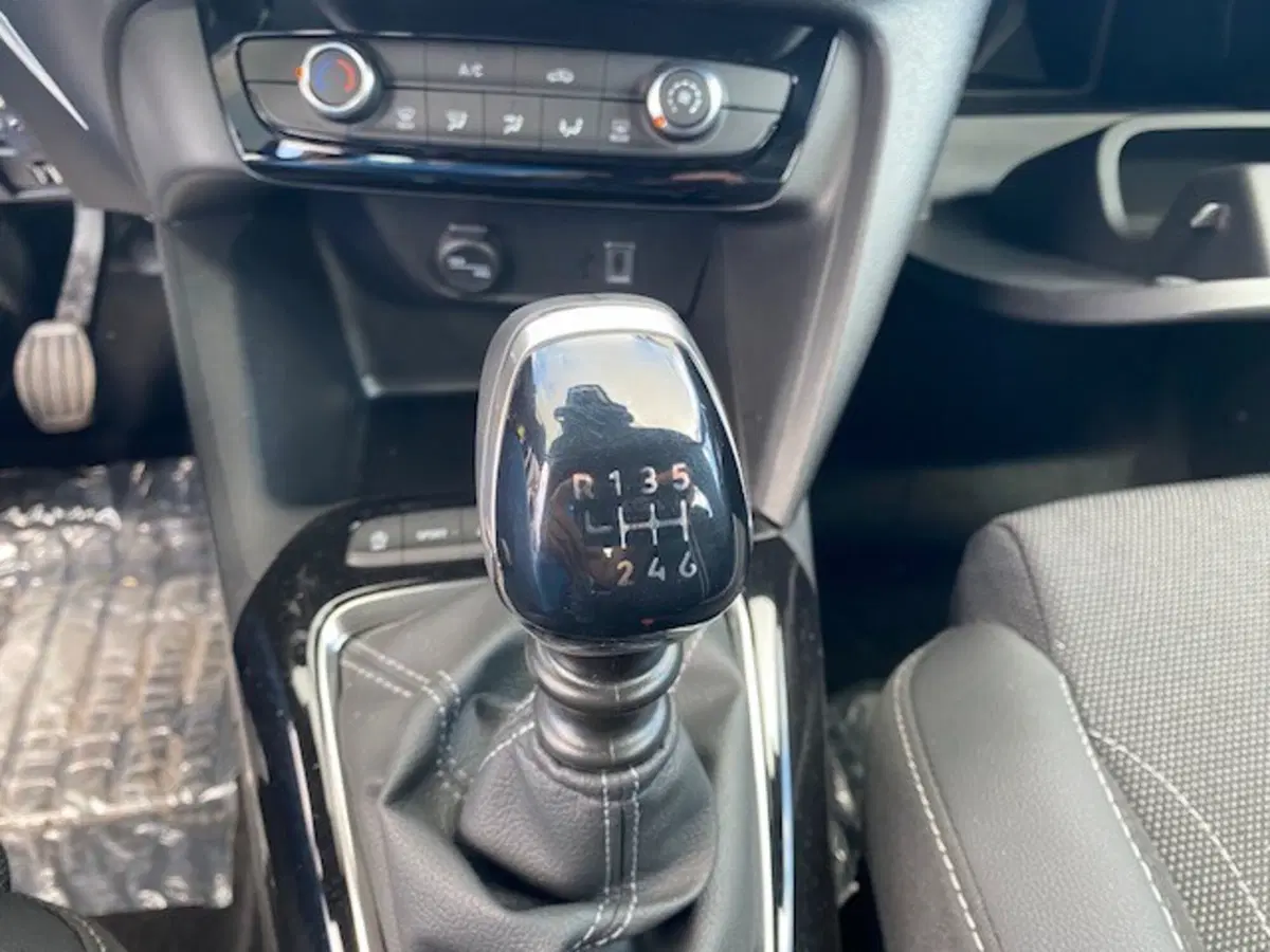 Opel Corsa nuova a Catania (14)