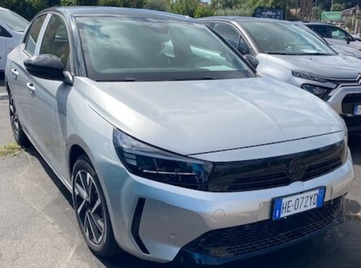 Opel Corsa nuova a Catania (6)