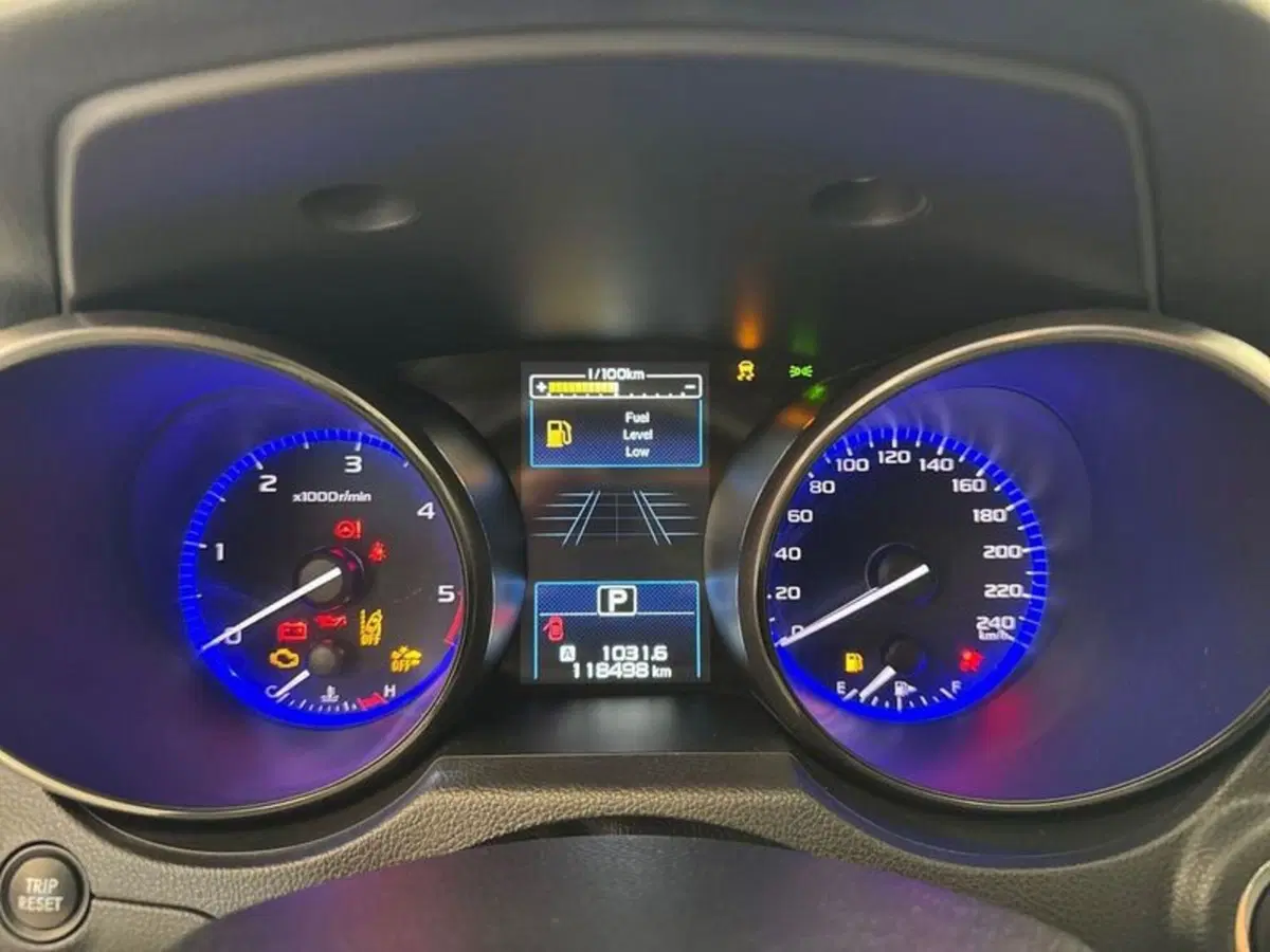 Subaru Outback usata a Prato (13)