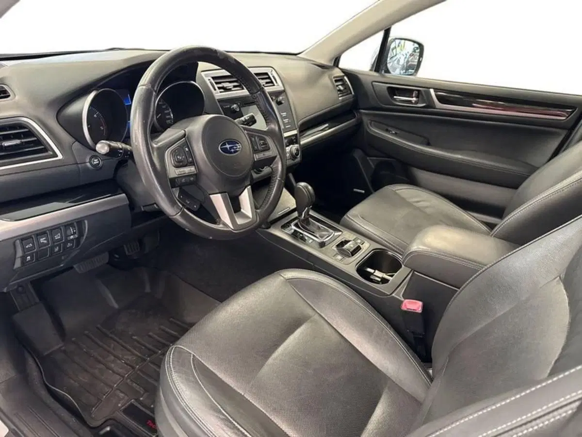 Subaru Outback usata a Prato (9)