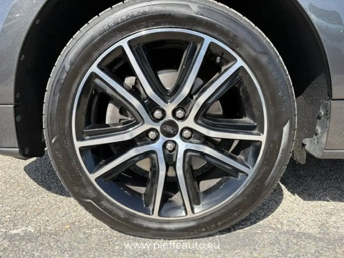 Ford Edge usata a Teramo (9)
