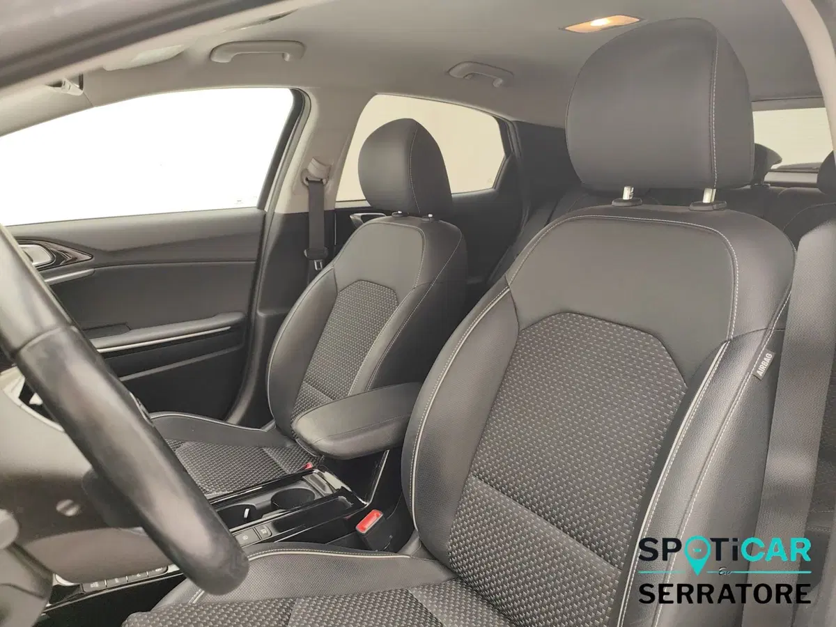 Kia XCeed usata a Como (18)