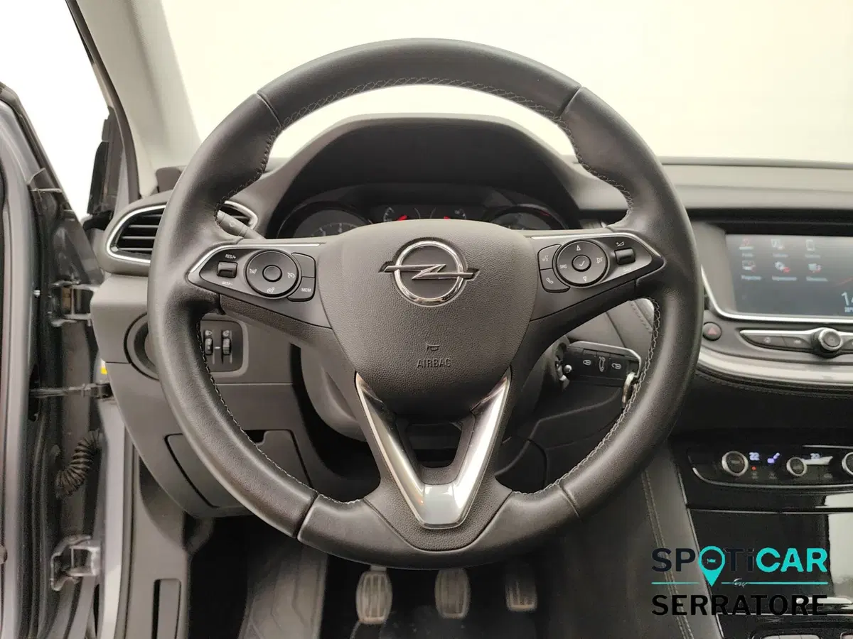 Opel Grandland X usata a Como (16)