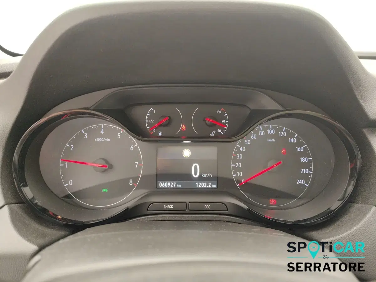 Opel Grandland X usata a Como (17)