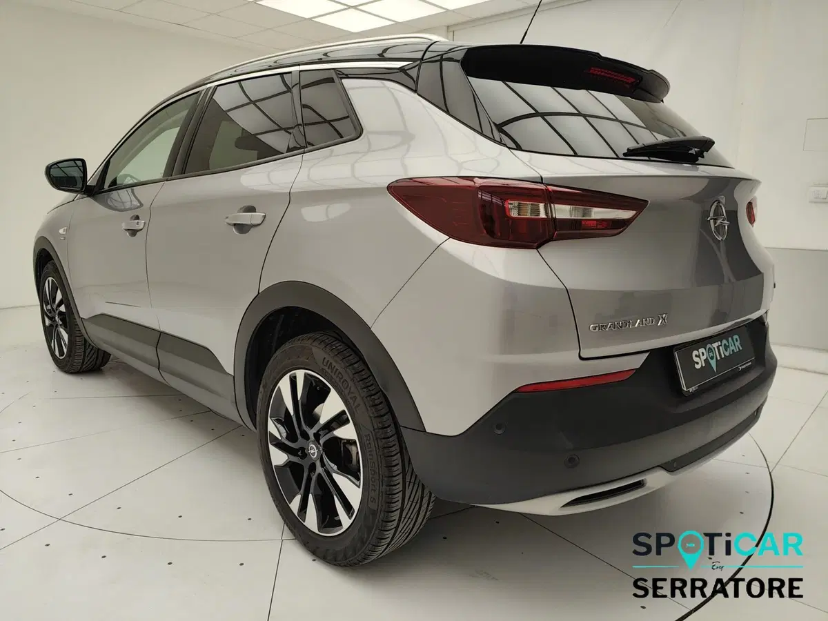 Opel Grandland X usata a Como (6)