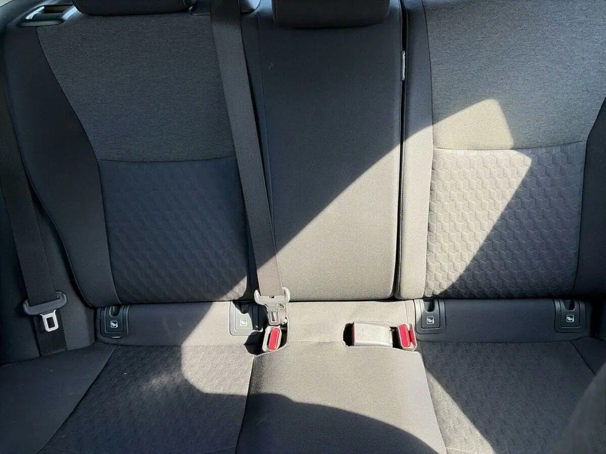 Toyota Yaris usata a Lecco (11)