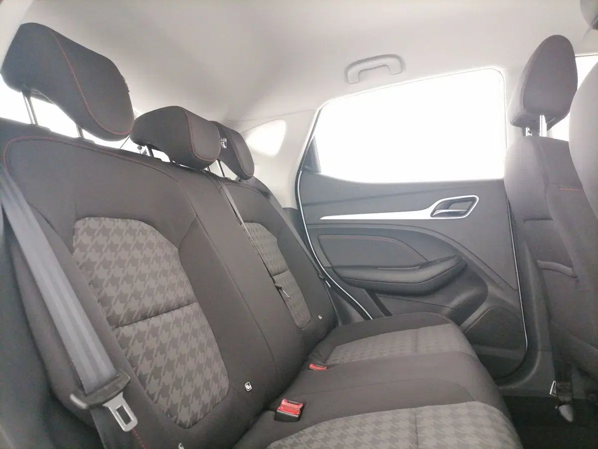 Mg ZS usata a Roma (8)