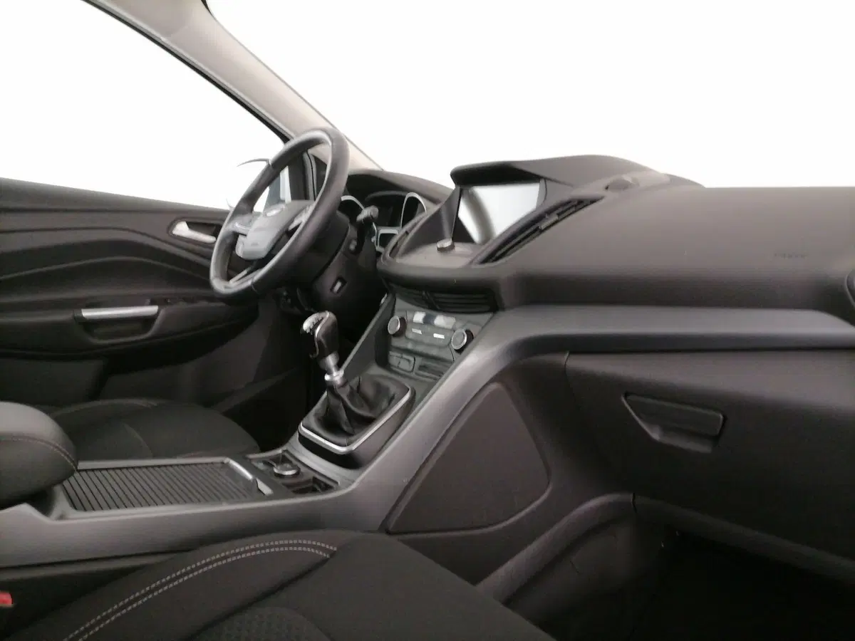 Ford Kuga usata a Roma (7)