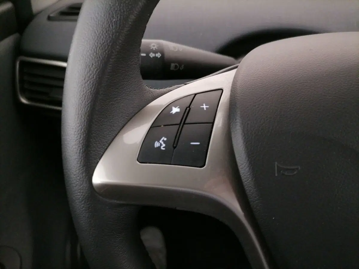 Lancia Ypsilon usata a Roma (17)