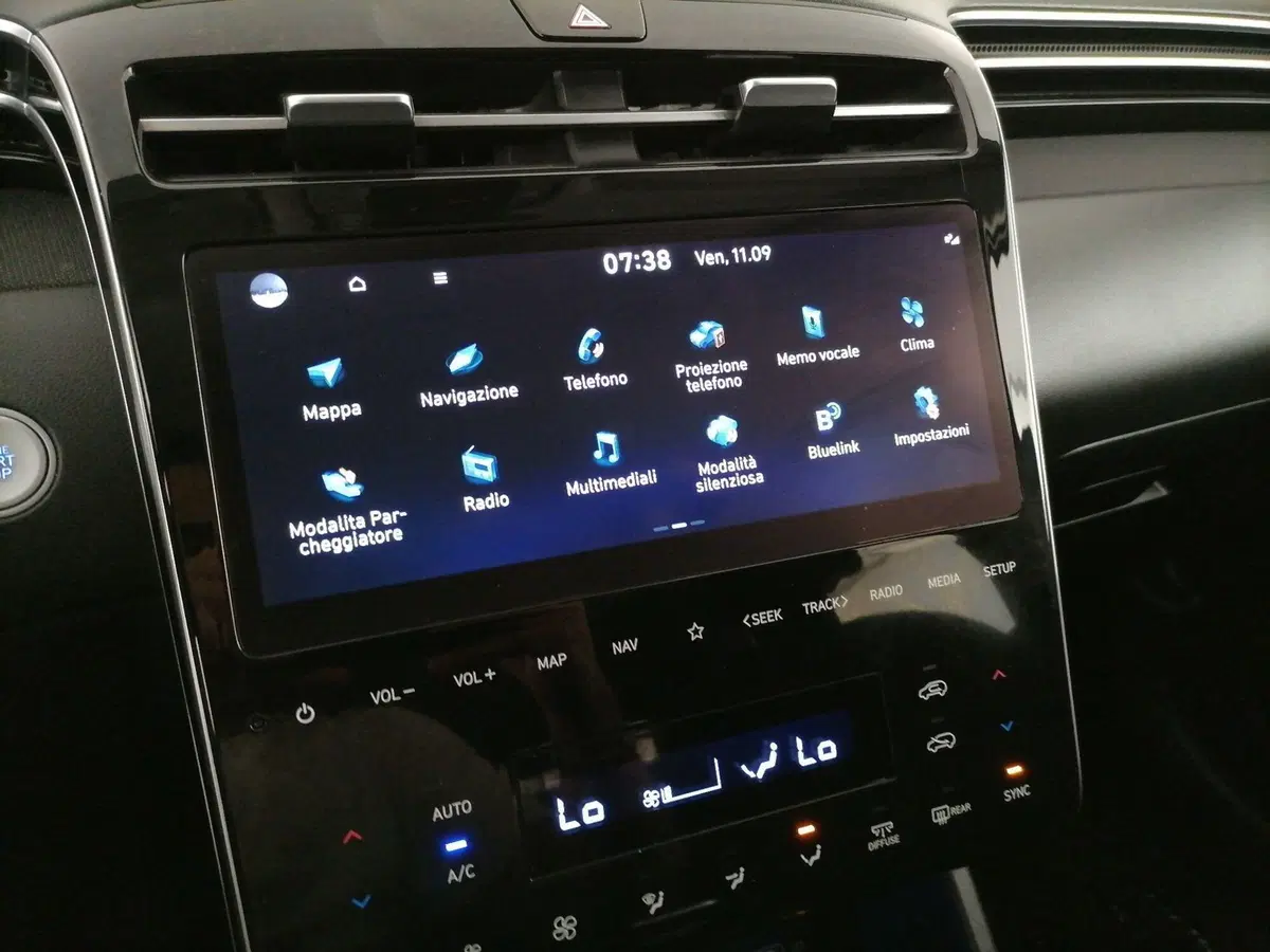 Hyundai Tucson usata a Roma (18)
