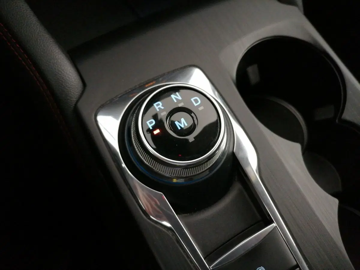 Ford Kuga usata a Roma (13)