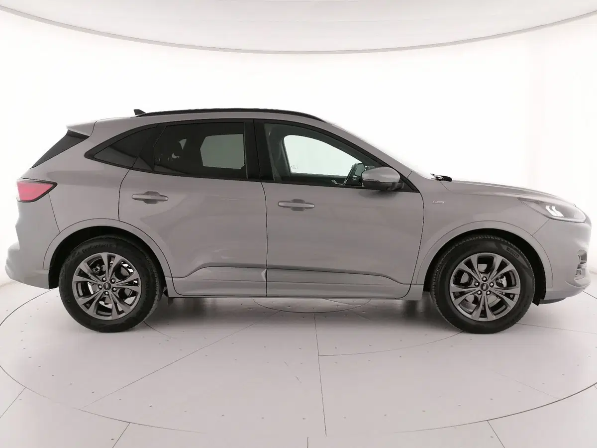 Ford Kuga usata a Roma (3)