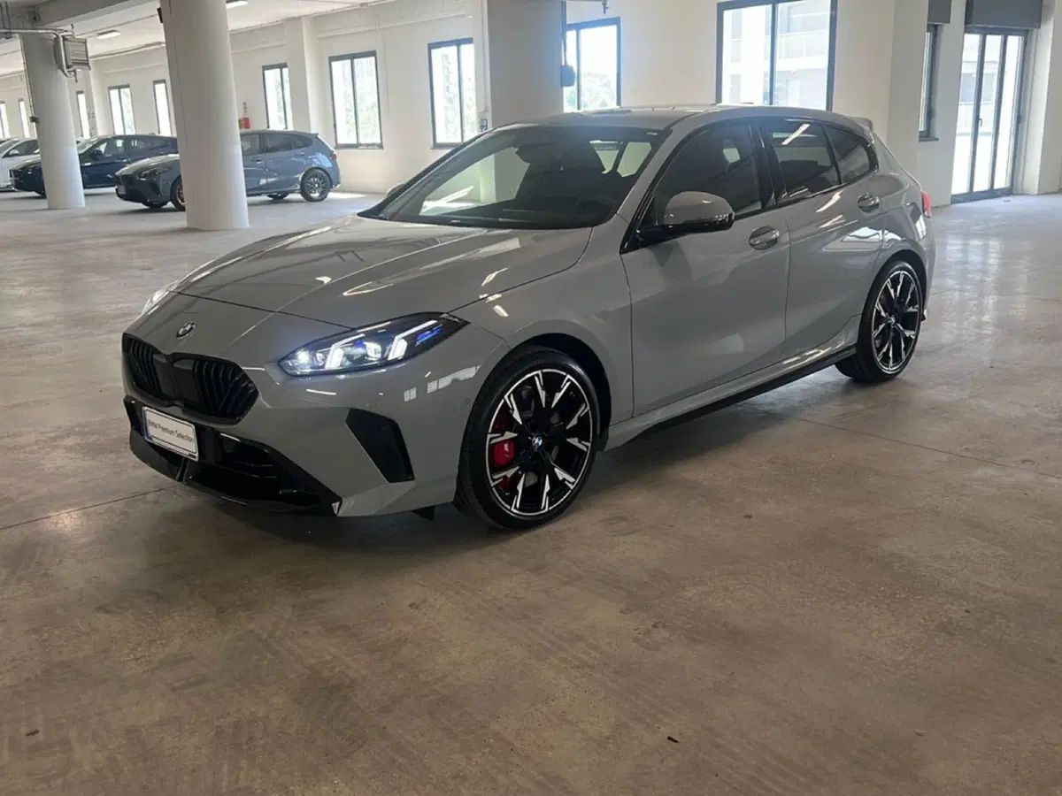 BMW Serie 1 nuova a Torino (2)