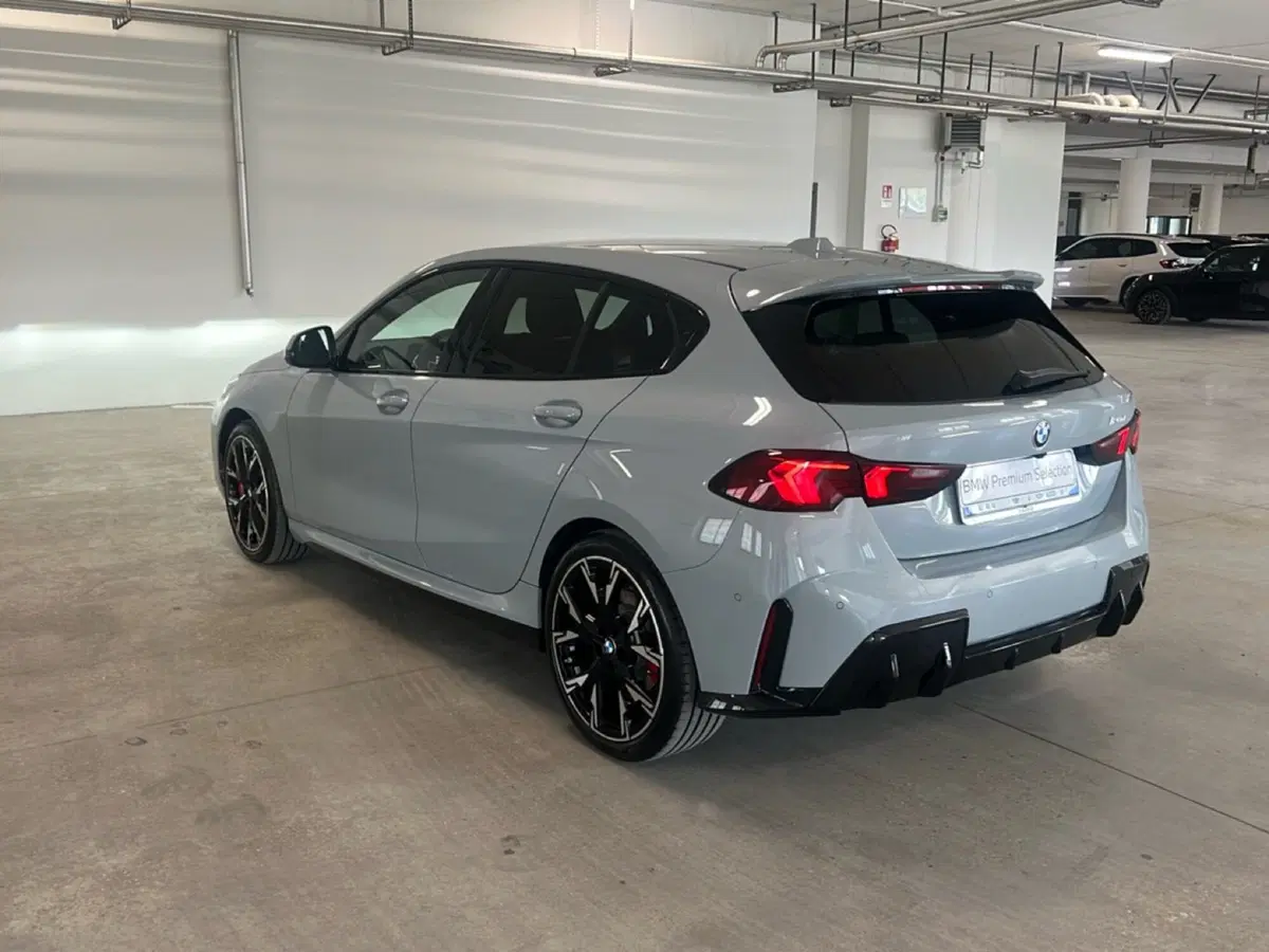 BMW Serie 1 nuova a Torino (4)