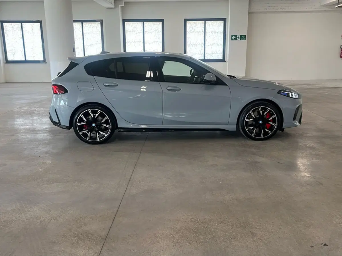 BMW Serie 1 nuova a Torino (7)