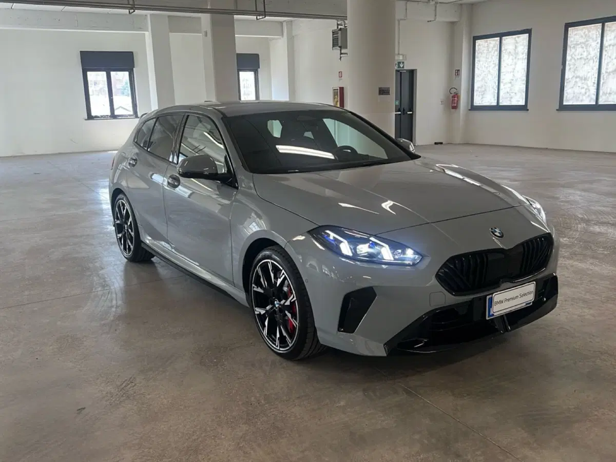 BMW Serie 1 nuova a Torino (8)