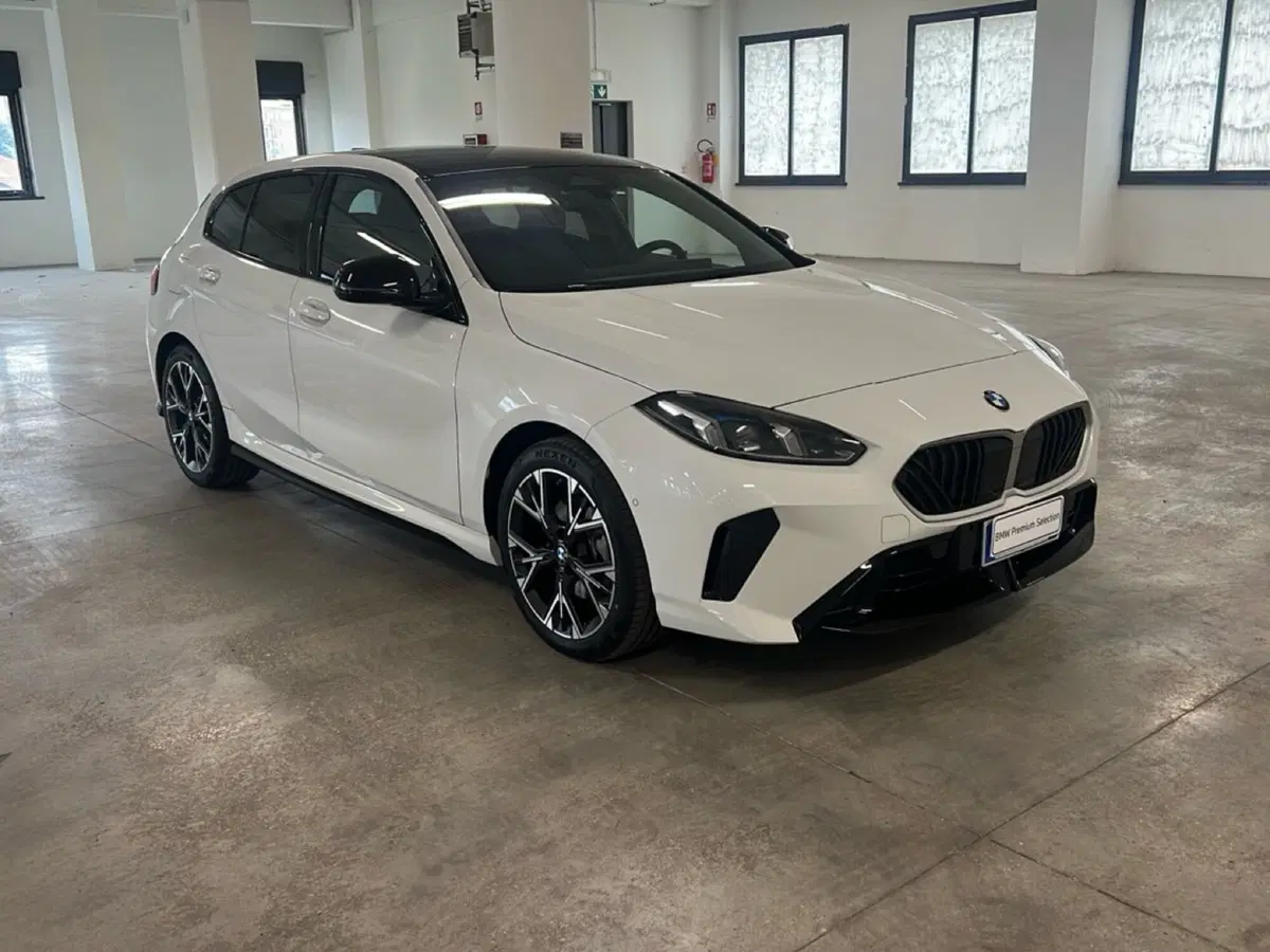 BMW Serie 1 nuova a Torino (2)