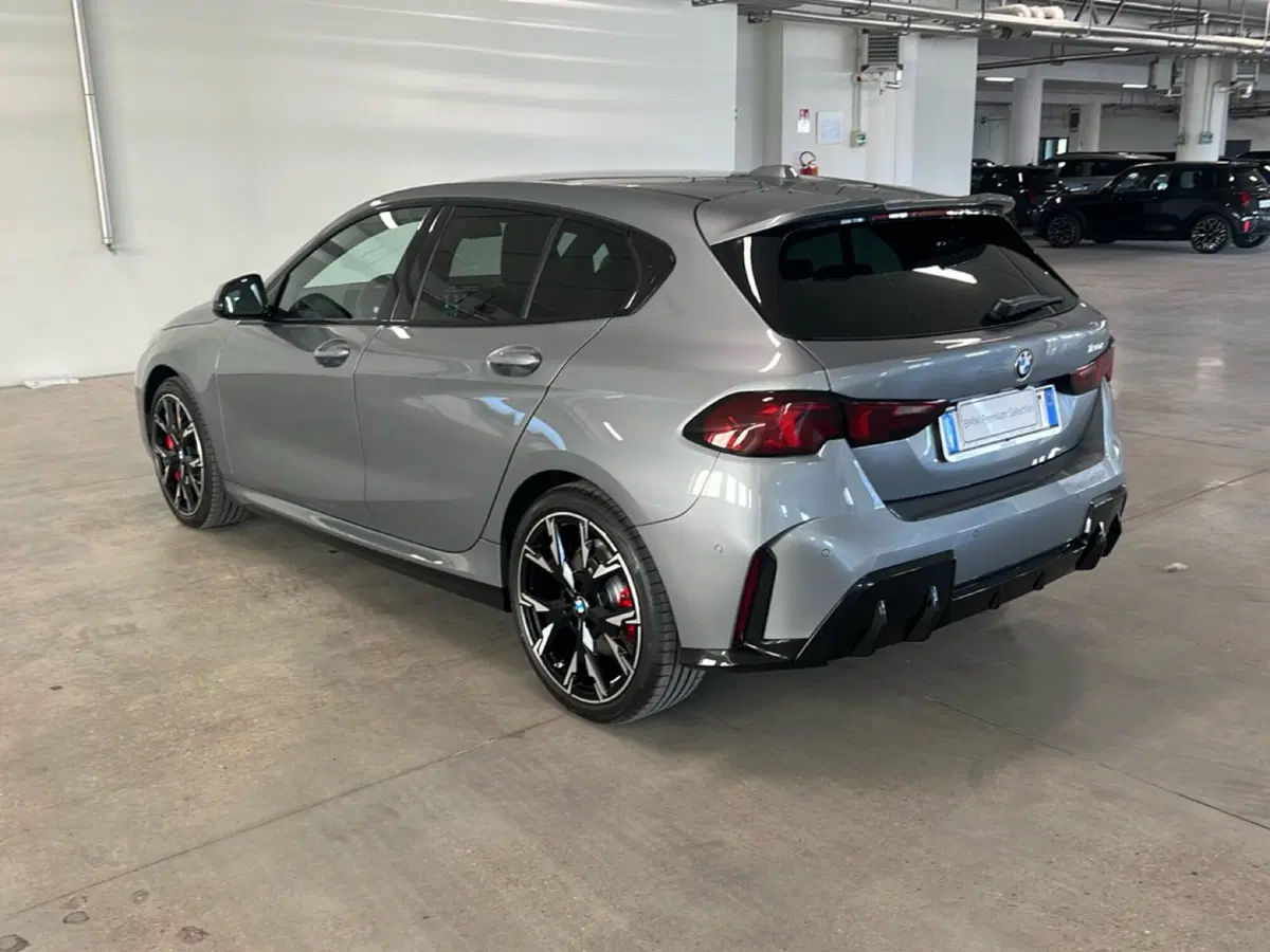 BMW Serie 1 nuova a Torino (7)