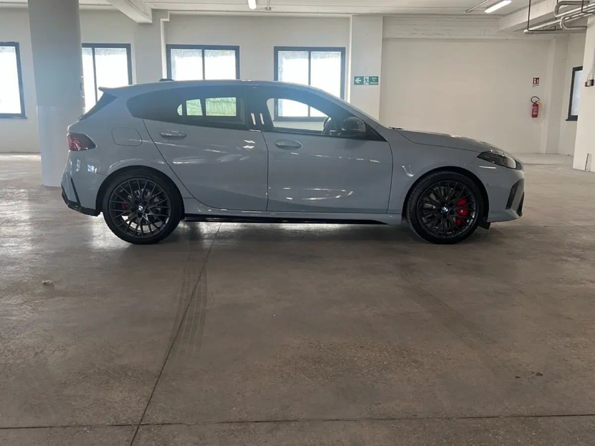 BMW Serie 1 nuova a Torino (6)