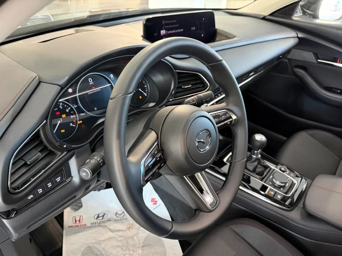 Mazda CX-30 nuova a Napoli (9)
