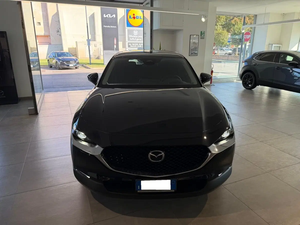 Mazda CX-30 nuova a Napoli (4)
