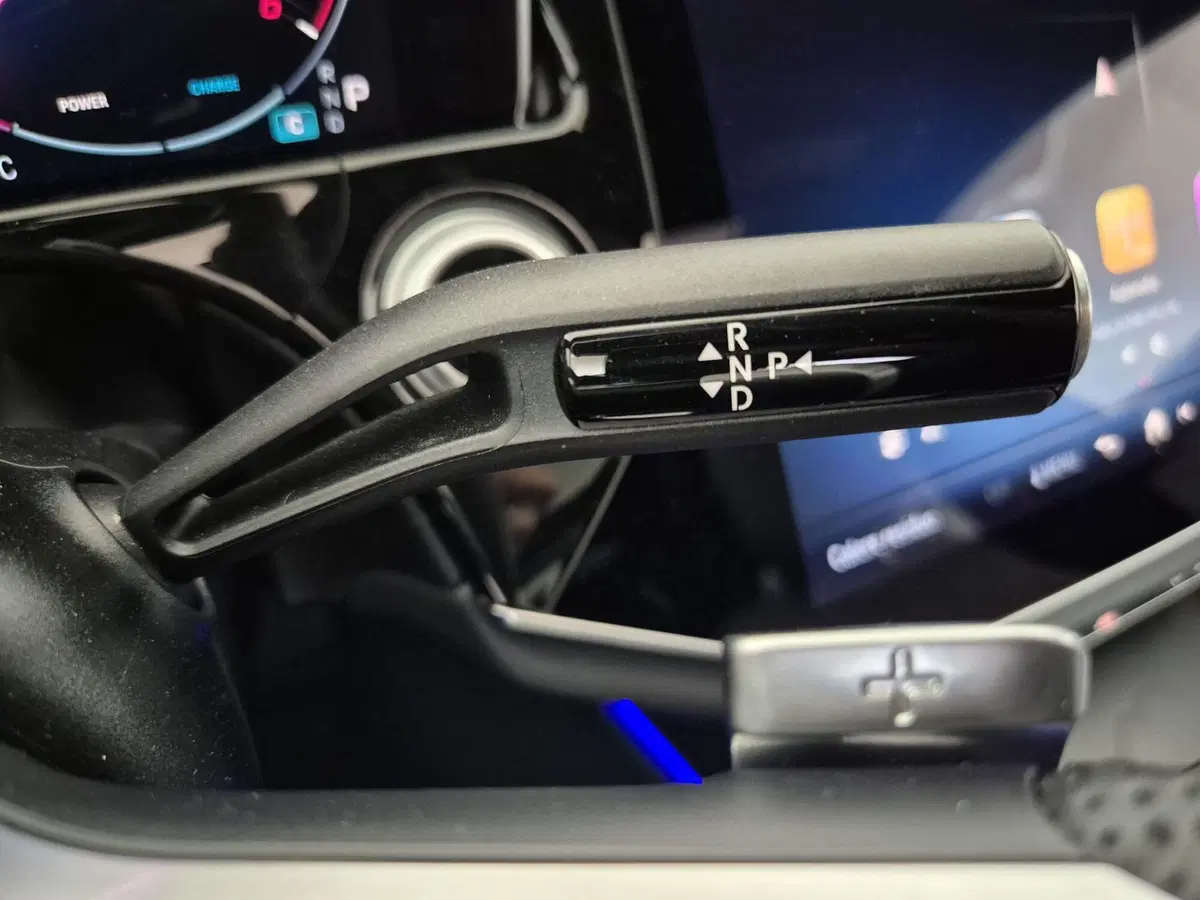 Mercedes-Benz Classe E usata a Torino (11)