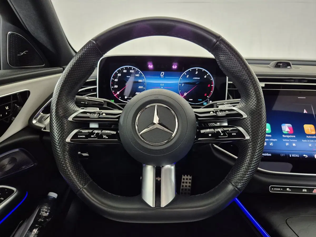 Mercedes-Benz Classe E usata a Torino (9)
