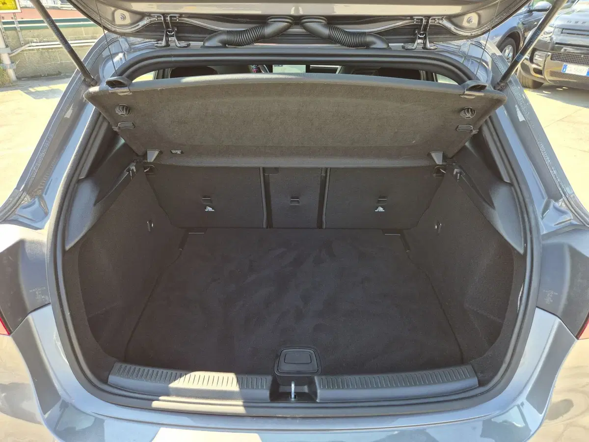 Mercedes-Benz Classe A usata  (11)