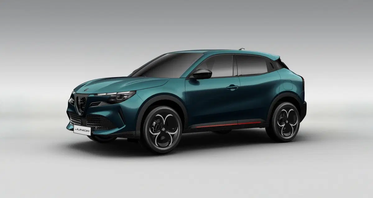 Alfa Romeo Junior nuova a Torino
