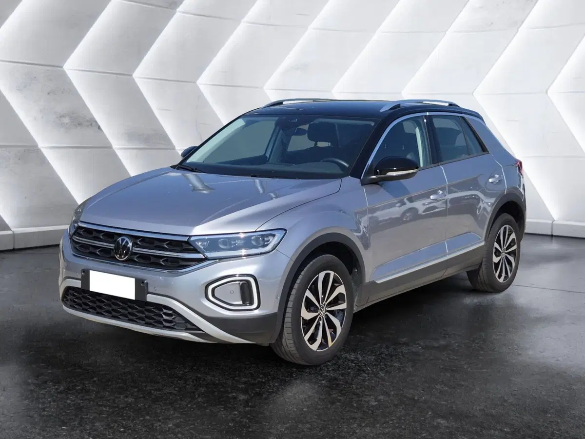 Volkswagen T-Roc usata 