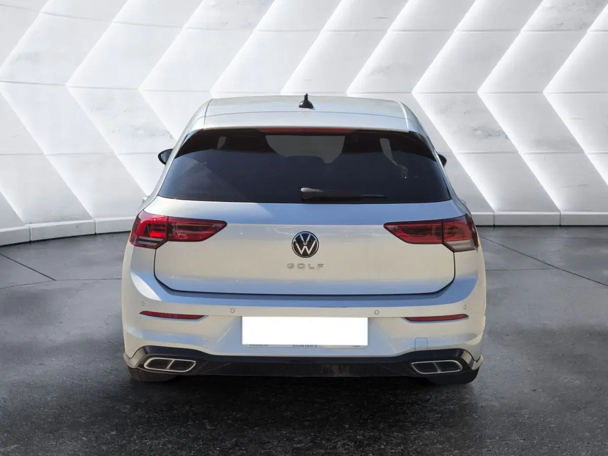 Volkswagen Golf usata  (3)