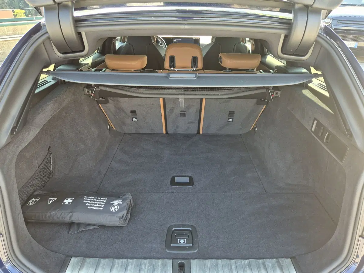 BMW Serie 3 Touring usata  (12)