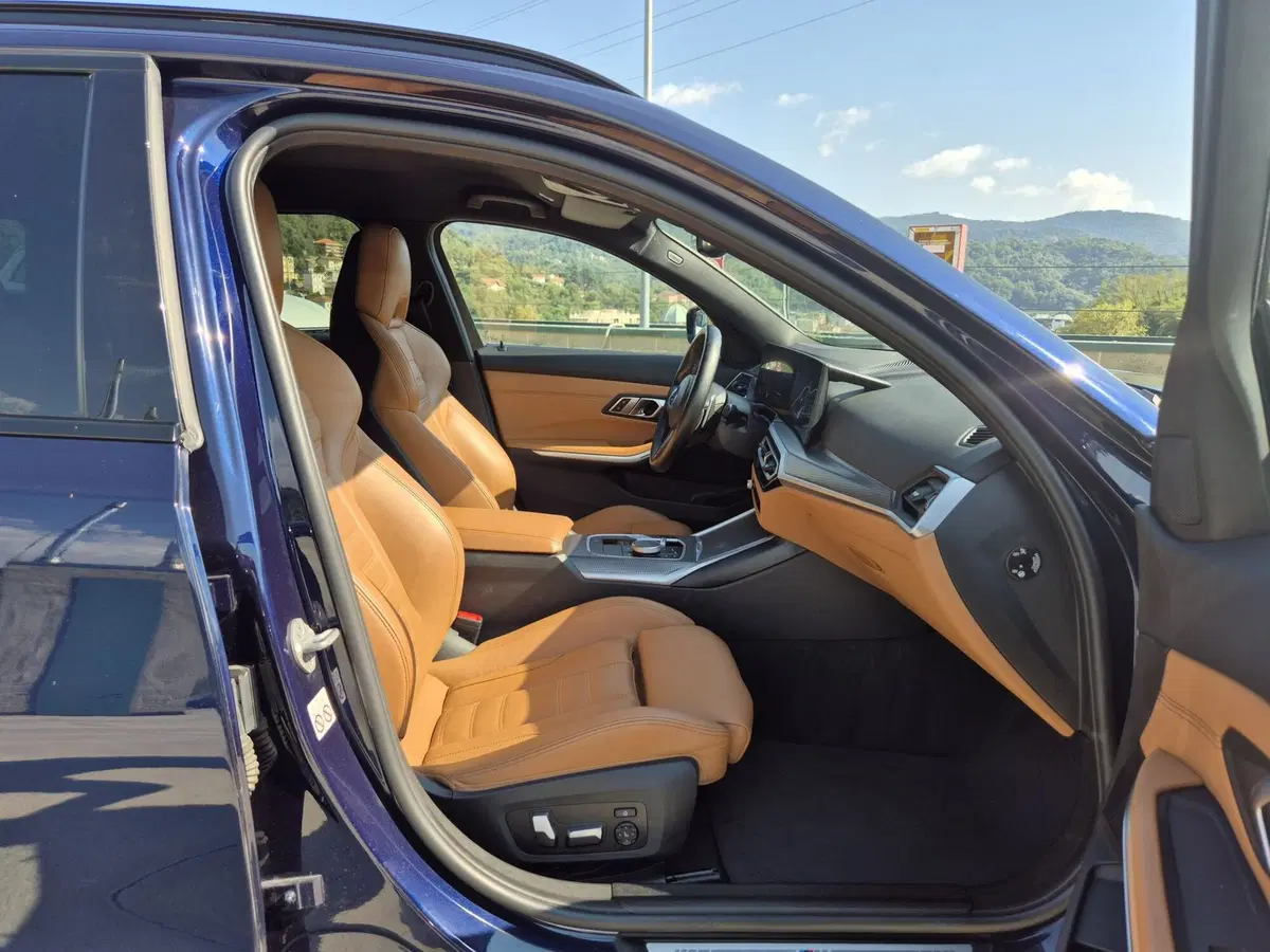 BMW Serie 3 Touring usata  (9)