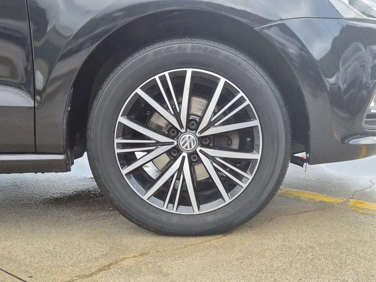 Volkswagen Polo usata  (12)