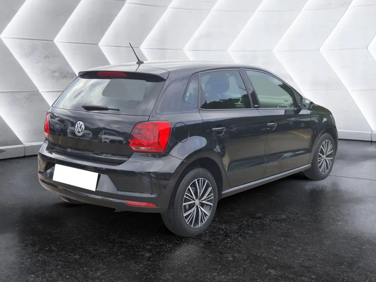 Volkswagen Polo usata  (4)