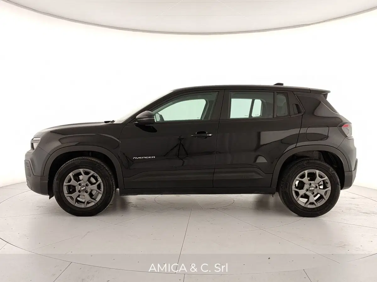 Jeep Avenger usata a Caserta