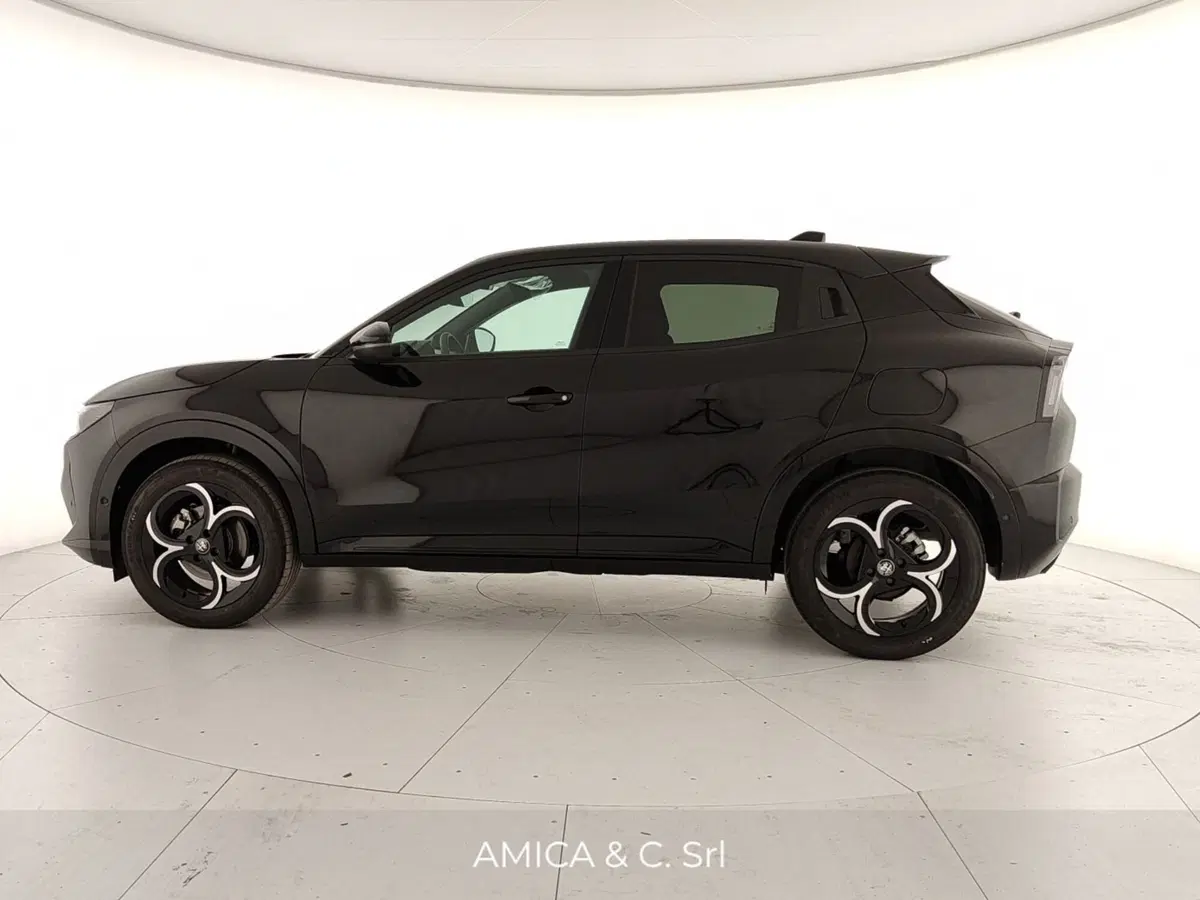 Alfa Romeo Junior nuova a Caserta (4)