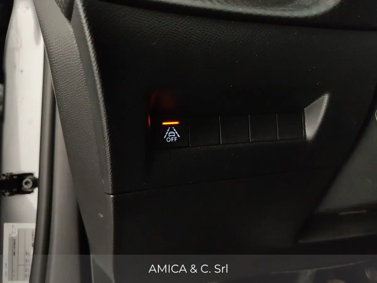 Peugeot 2008 usata a Caserta (10)
