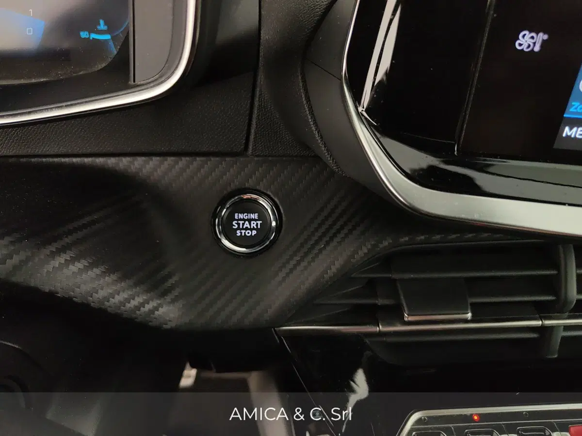 Peugeot 2008 usata a Caserta (12)