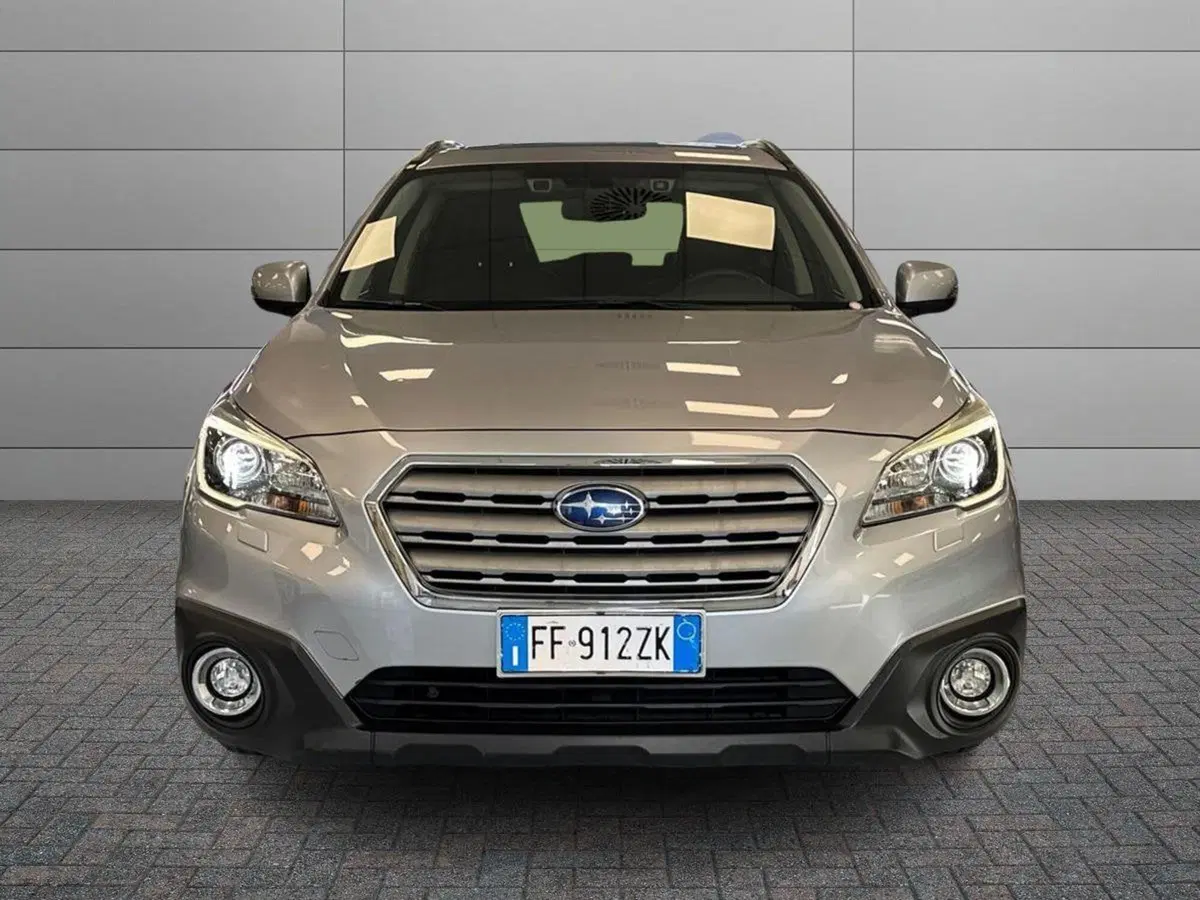 Subaru Outback usata a Prato (3)