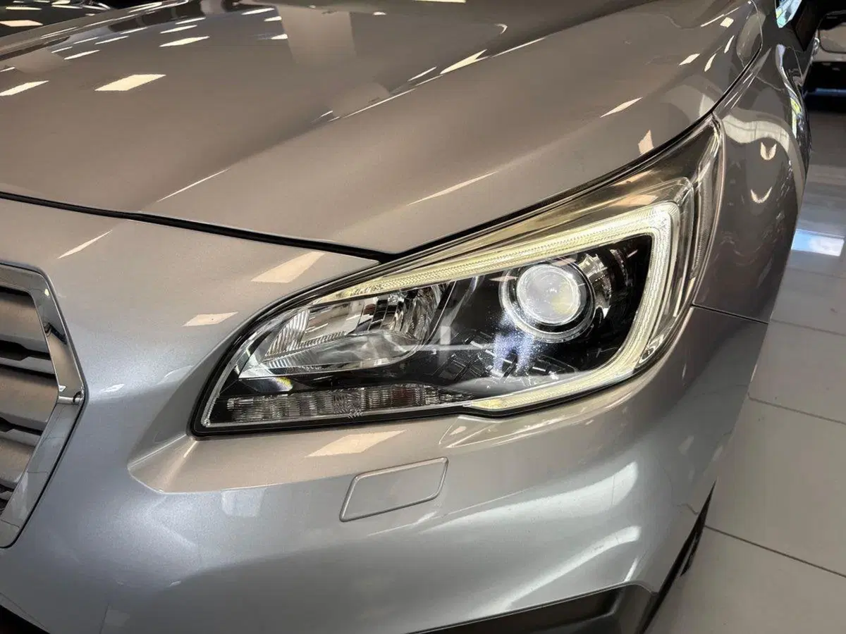Subaru Outback usata a Prato (8)