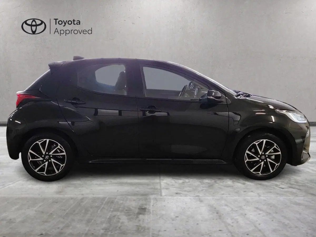 Toyota Yaris usata a Milano (4)