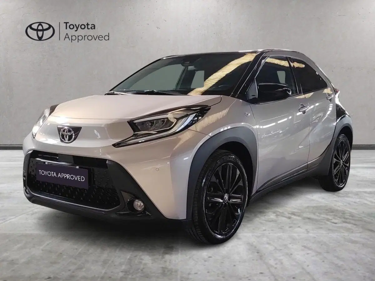 Toyota Aygo X usata a Milano