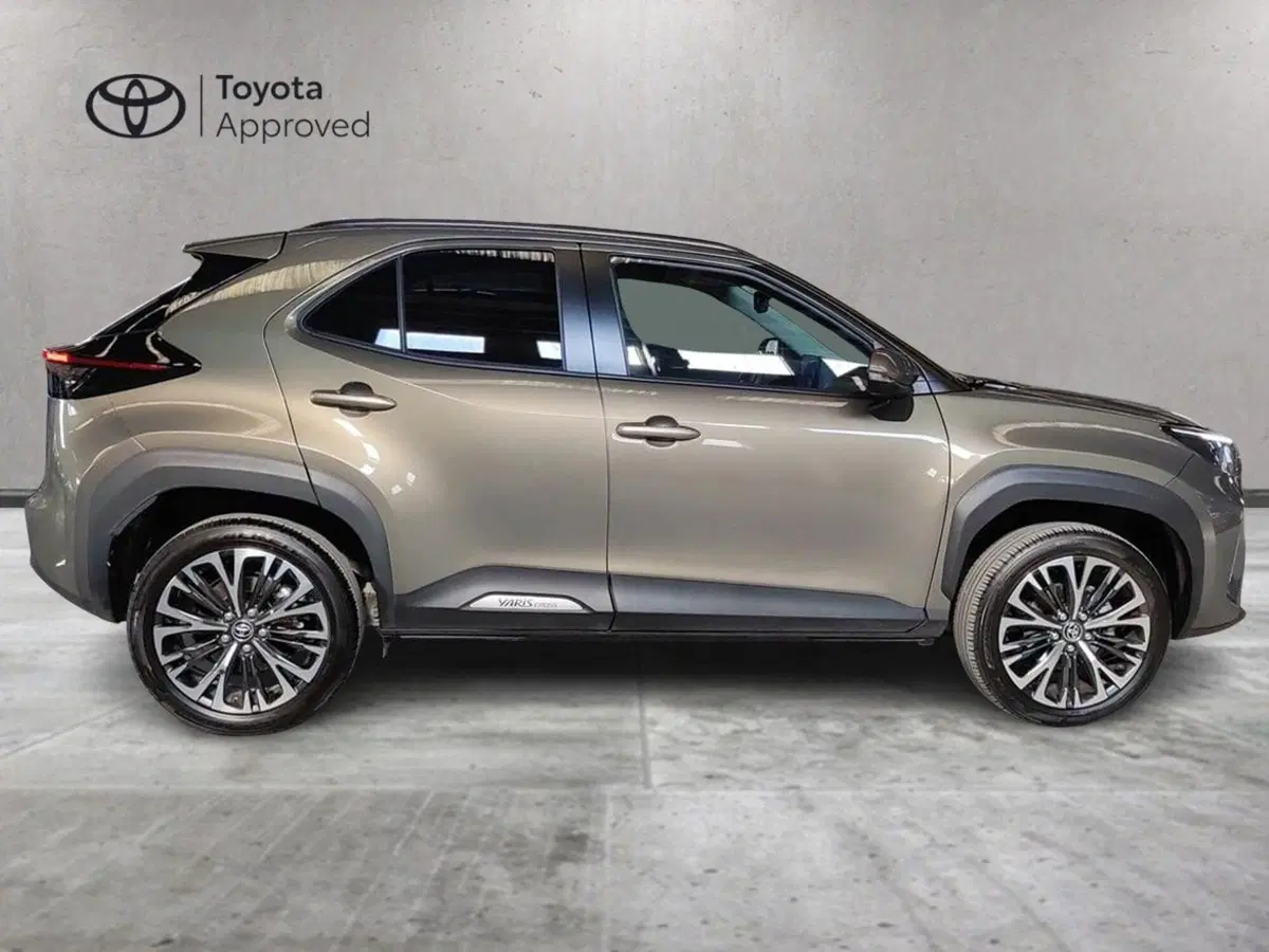 Toyota Yaris Cross usata a Milano (5)