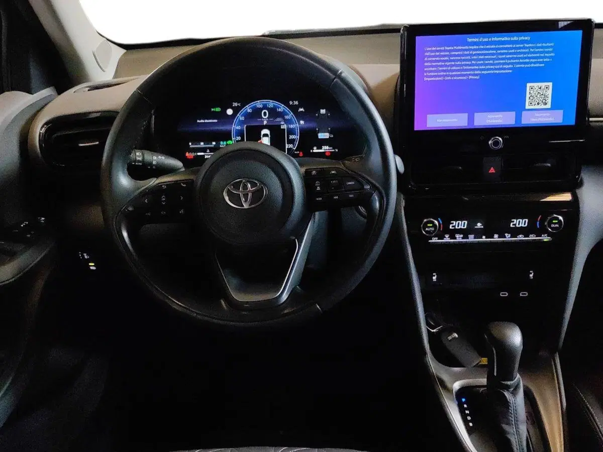 Toyota Yaris Cross usata a Milano (9)