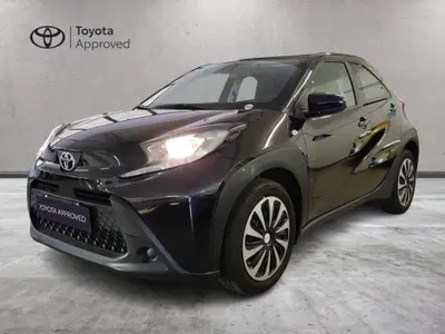 Toyota Aygo X 1.0 VVT-i 72 CV 5 porte Limited Air del 2022 usata a Milano