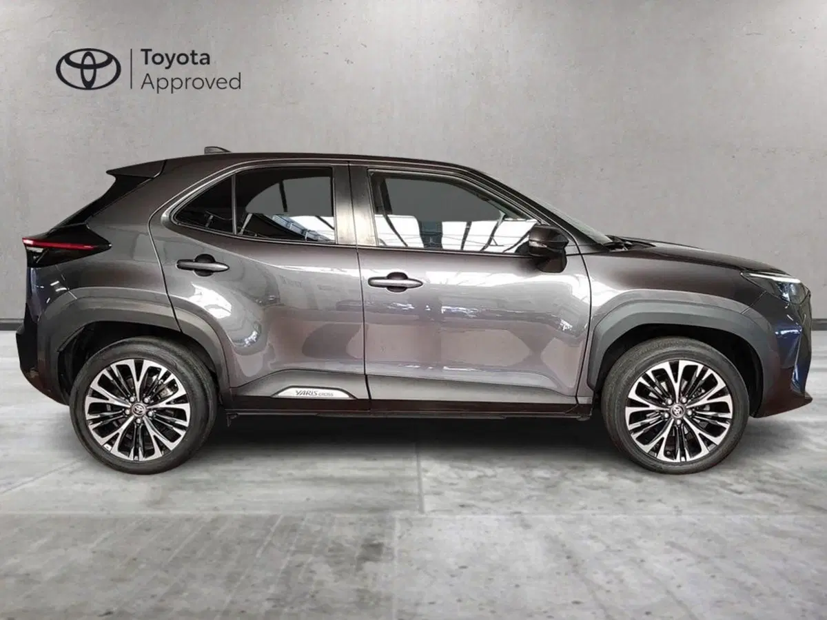 Toyota Yaris Cross usata a Milano (5)