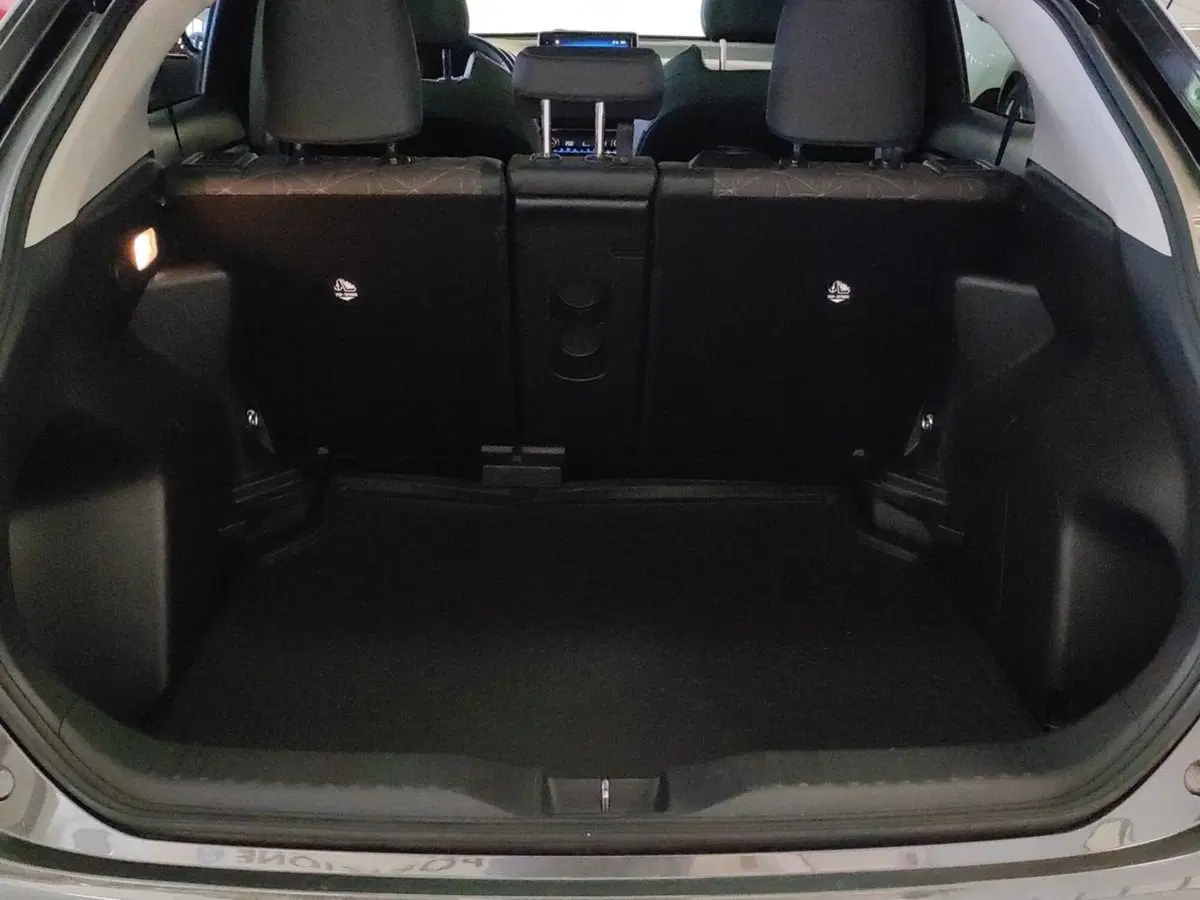 Toyota Yaris Cross usata a Milano (7)