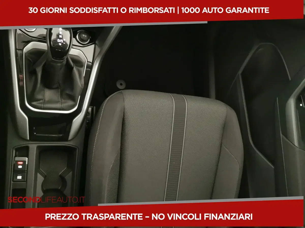 Volkswagen T-Roc nuova a Chieti (16)